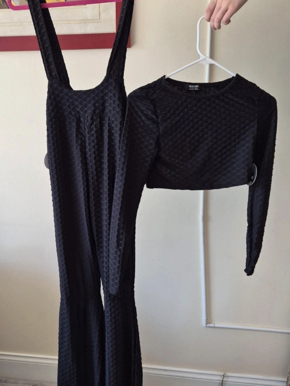 Jolie & Joy black honeycomb textured 2-piece set